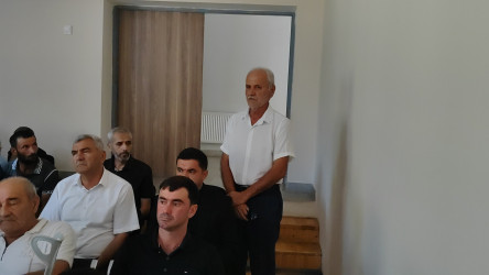 Yevlax Şəhər İcra Hakimiyyətinin Başçısı Xaldan kəndində səyyar vətəndaş qəbulu keçirib