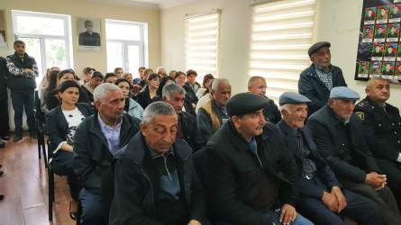 Malbinəsi kənd sakinlərinin müraciətləri dinlənilib