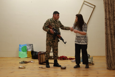 Yevlaxda Xocalı soyqırımının 34-cü ildönümünə həsr olunmuş tamaşa nümyiş etdirilib