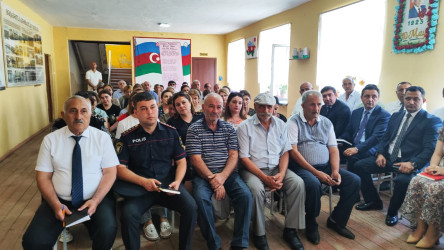 Yevlax Şəhər İcra Hakimiyyəti Başçısı Anar Tağıyevin növbəti ənənəvi səyyar qəbulu rayonun Havarlı kəndində keçirilmişdir