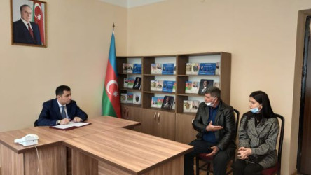 Şəhər rəhbəri növbəti dəfə vətəndaşları qəbul edib