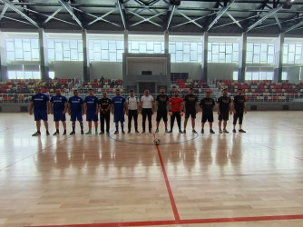 Yevlaxda mini futbol üzrə rayon turnirinə start verildi