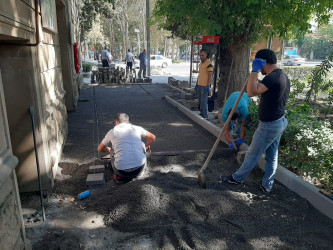 Yevlax şəhərində abadlıq-quruculuq işləri davam etdirilir.