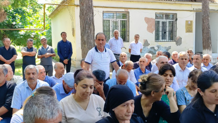 Vətəndaşlarla növbəti görüş rayonun Aşağı Salamabad kəndində keçirildi