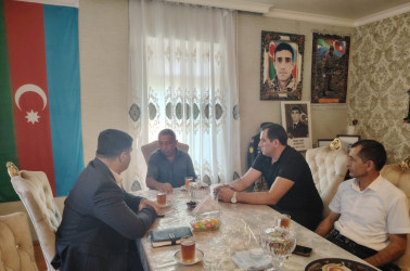 Şəhid ailələrinin üzvləri yaşadıqları ünvanlarda ziyarət edilmişdir