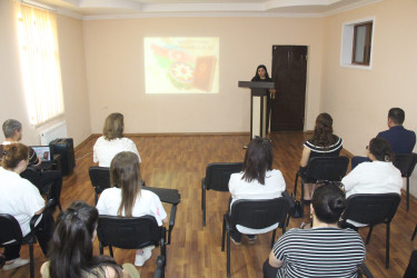 Yevlaxda “Müstəqil Azərbaycan Respublikasının ilk Konstitusiyası dövlətimizin hüquqi dayağıdır” mövzusuna tədbir keçirilmişdir