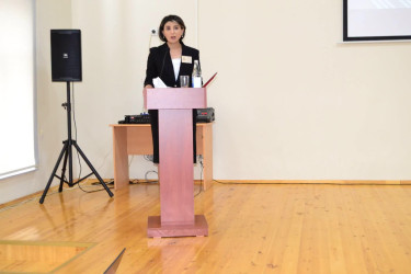 Yevlaxda təhsil işçilərinin ənənəvi sentyabr konfransı keçirilib
