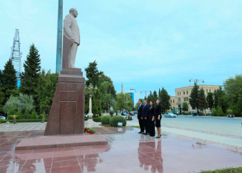 Yevlaxda təhsil işçilərinin ənənəvi sentyabr konfransı keçirilib