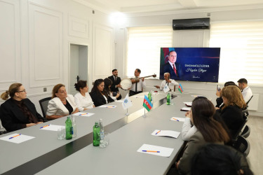 Yevlaxda Ümummilli Lider Heydər Əliyevin ilk dəfə Azərbaycan Respublikasının Prezidenti seçilməsi ilə əlaqədar tədbir keçirilib