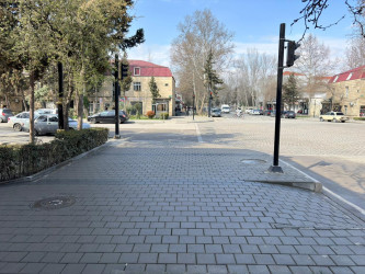 Yevlax Şəhər İcra Hakimiyyəti tərəfindən “Şəhərsalma və Memarlıq İli” çərçivəsində şəhərdə abadlıq-quruculuq işləri davam etdirilir