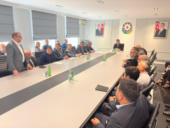 Yevlax Şəhər İcra Hakimiyyətində rayon fermerləri ilə görüş keçirilib