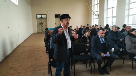 Hürüuşağı kənd sakinlərinin müraciətləri dinlənilmişdir