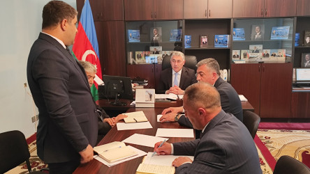 Yevlax rayonunun müxtəlif idarə və təşkilatlarında istifadə olunmuş kağızların təkrar emal müəssisələrinə təhvil verilməsi və elektrik enerjisindən qənaətlə istifadənin təbliğ edilməsi mövzusunda tədbirlər keçirilmişdir