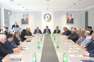 Yevlaxda “Qərbi Azərbaycan İrsi: Ermənistanda azərbaycanlılara məxsus qəbiristanlıqların sistemli qaydada dağıdılmasının nəticələri və beynəlxalq hüquqi məsuliyyətə dair hesabat və materiallar” kitabının I cildinin təqdimatı keçirilib