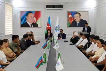 Yevlaxda “İlham Əliyev:Azərbaycan tarixi və gəncliyi üçün qəhrəmanlıq nümunəsi” mövzusunda tədbir keçirilib