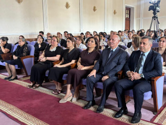 Yevlaxda 27 Sentyabr-Anım Gününə həsr olunmuş “Zəfərə gedən yolun qəhrəmanları” adlı ədəbi-bədii kompozisiya nümayiş etdirilib
