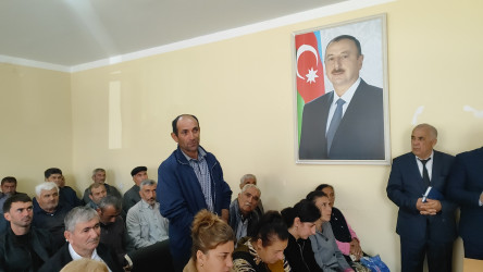Yevlax Şəhər İcra Hakimiyyətinin Başçısı tərəfindən Qaraoğlan kəndində səyyar qəbul keçirilmişdir