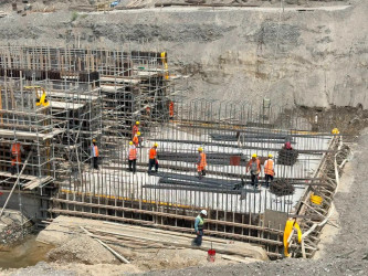 İcra Hakimiyyətinin Başçısı Şirvan Suvarma Kanalının rayon ərazisindən keçən hissəsində aparılan işlərlə tanış olub