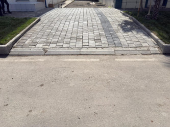 Yevlax Şəhər İcra Hakimiyyəti tərəfindən “Şəhərsalma və Memarlıq İli” çərçivəsində şəhərdə abadlıq-quruculuq işləri davam etdirilir