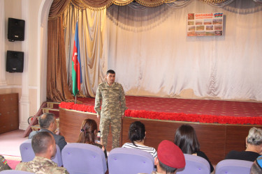 Yevlaxda 27 Sentyabr-Anım Gününə həsr olunmuş “Vətən sağ olsun” adlı ədəbi-bədii kompozisiya nümayiş etdirilmişdir