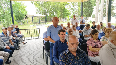 Yuxarı Salamabad kənd sakinlərinin müraciətləri dinlənilmişdir