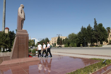 Yevlaxda bu il yüksək balla ali məktəblərə qəbul olunan məzunlarla görüş keçirilib