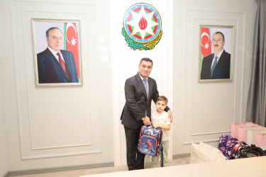 Yevlaxda birinci sinifə gedəcək şəhid övladları ilə görüş keçirilib