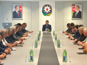 Yevlax Şəhər İcra Hakimiyyətində Dövlət Proqramından irəli gələn vəzifələrin icrasına həsr olunmuş iclas keçirilib